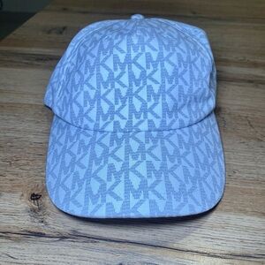 Michael Kors Logo Baseball Cap – White/Grey – Adjustable